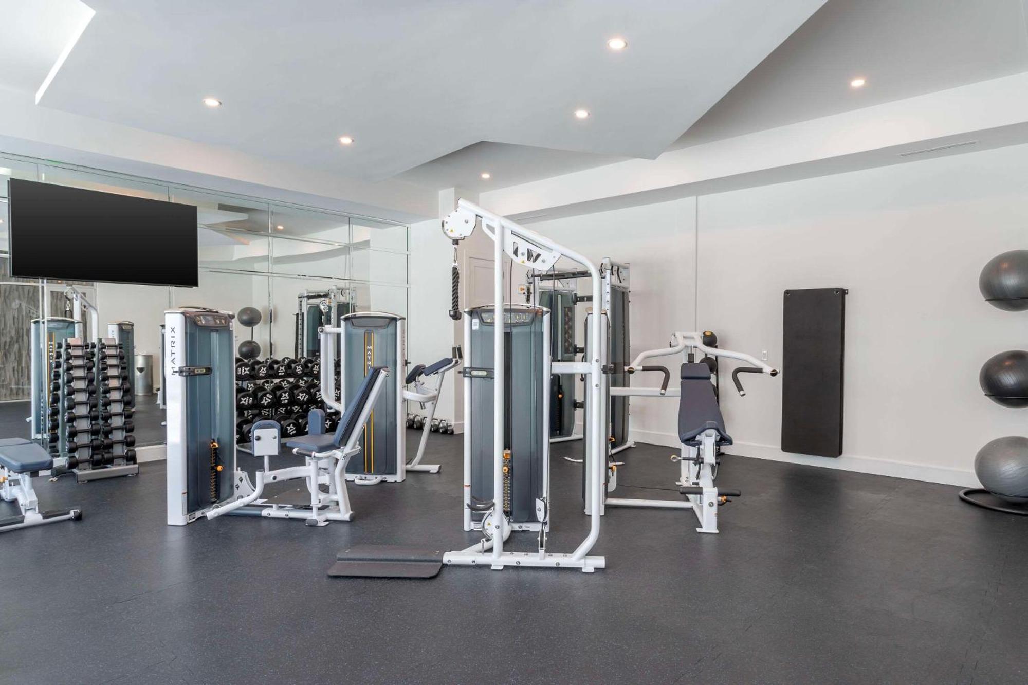 Cambria Hotel Waco University Riverfront エクステリア 写真