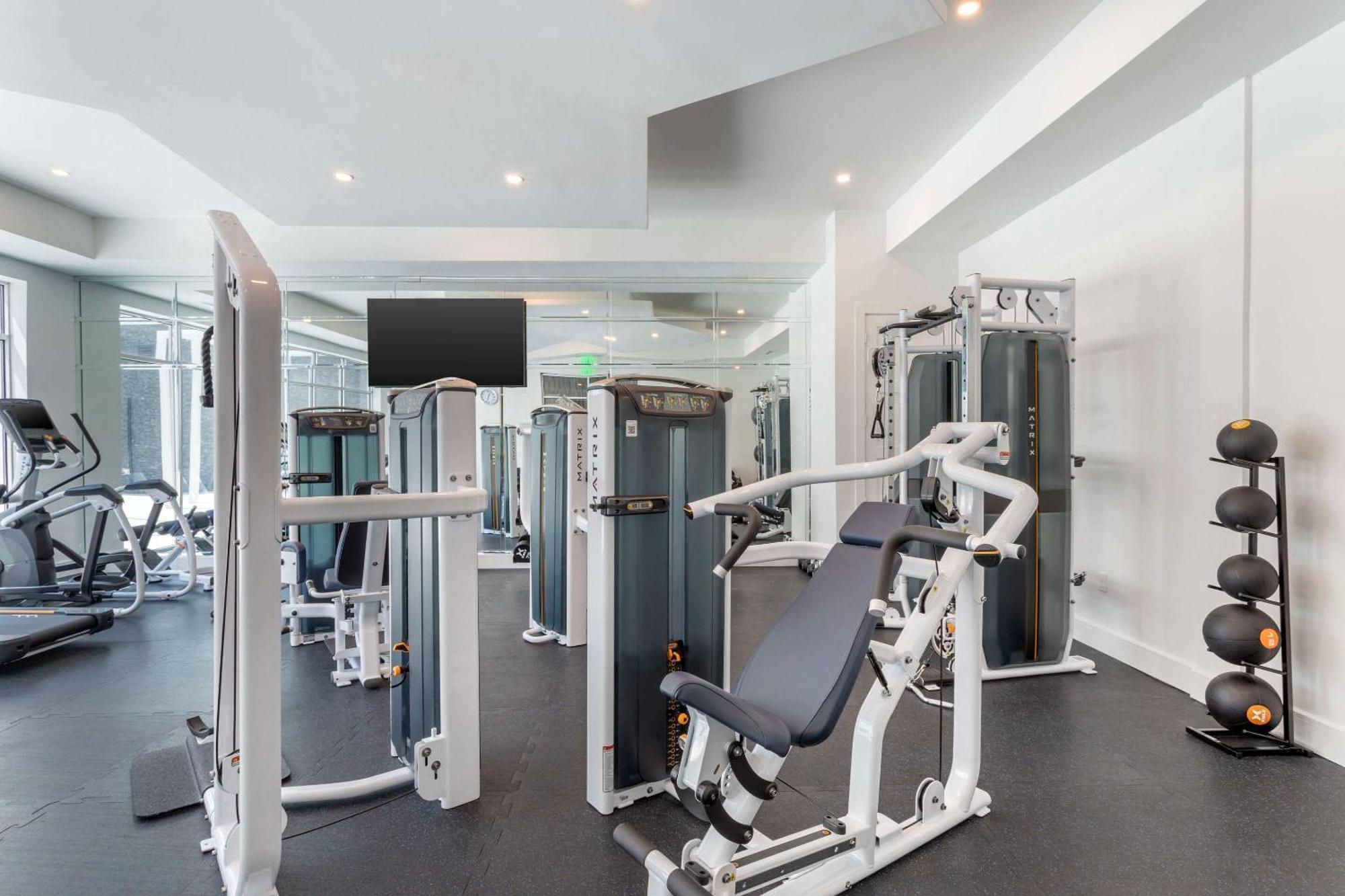 Cambria Hotel Waco University Riverfront エクステリア 写真
