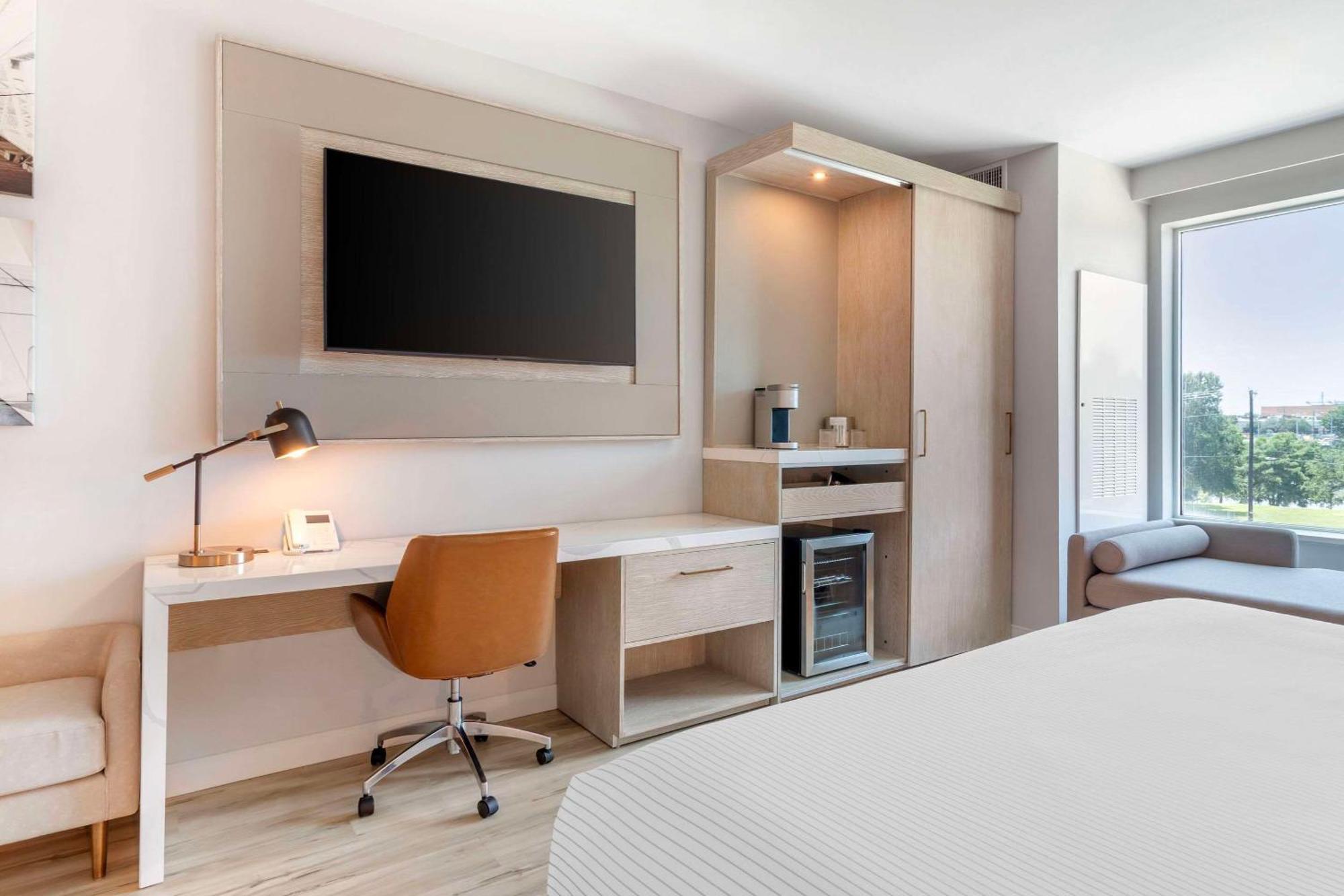 Cambria Hotel Waco University Riverfront エクステリア 写真