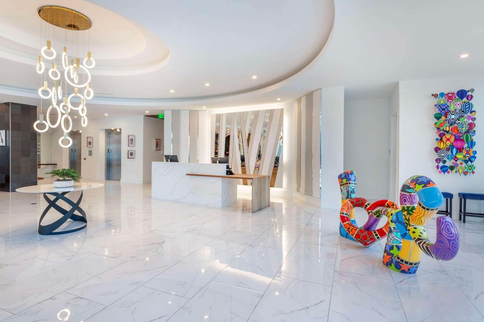 Cambria Hotel Waco University Riverfront エクステリア 写真